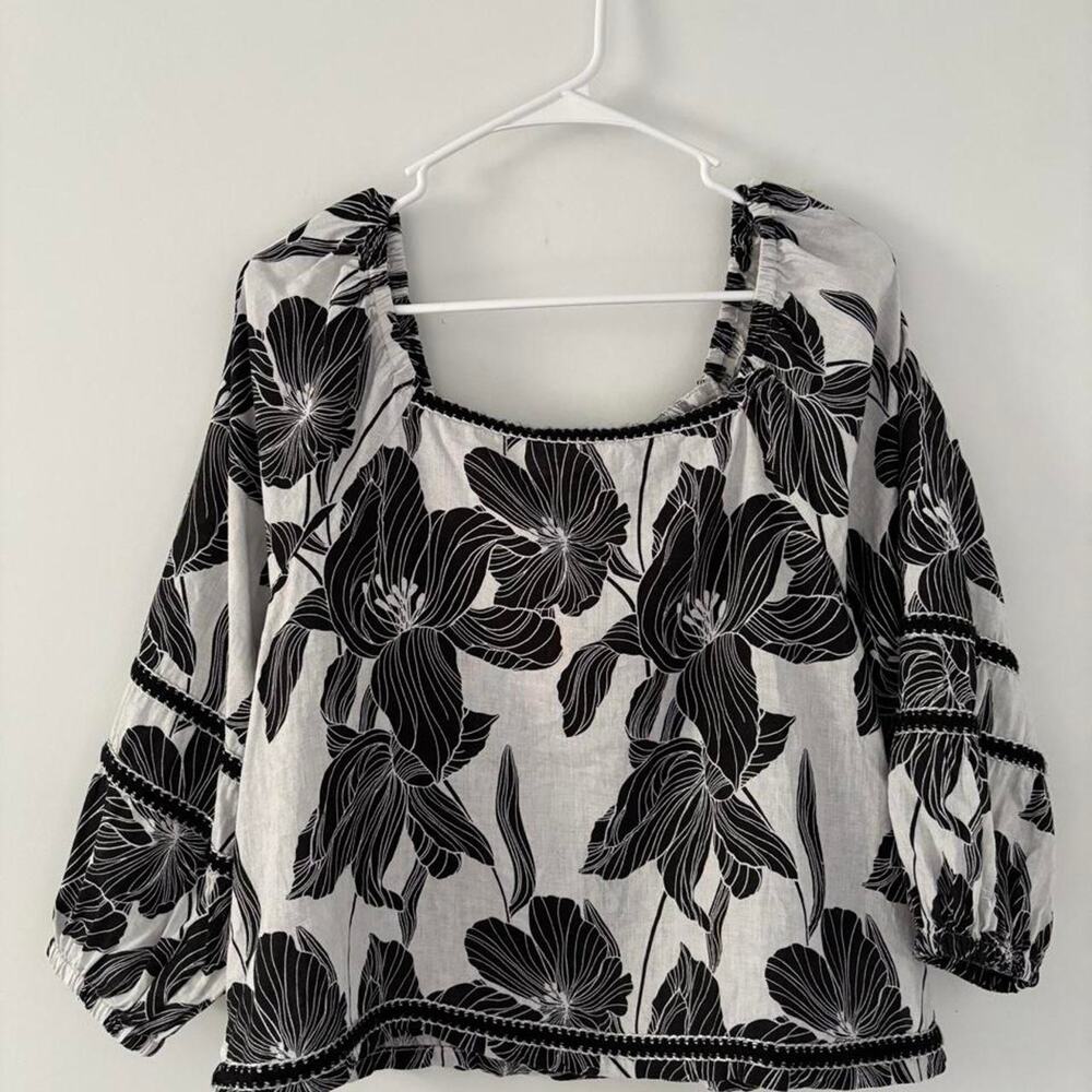 Tahari Women’s Floral Black Silver Square Neck Blouse Size L